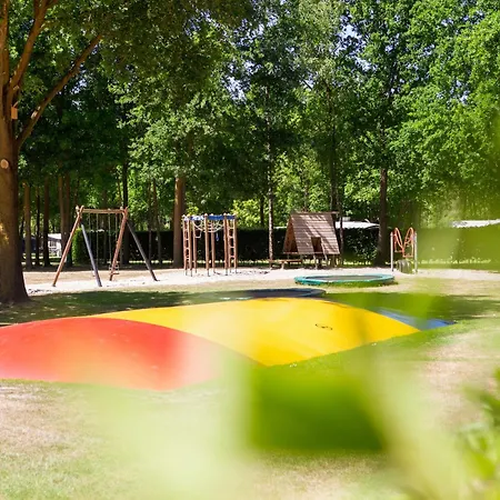 Tiny House In Brabant With Cozy Terrace Dağ evi