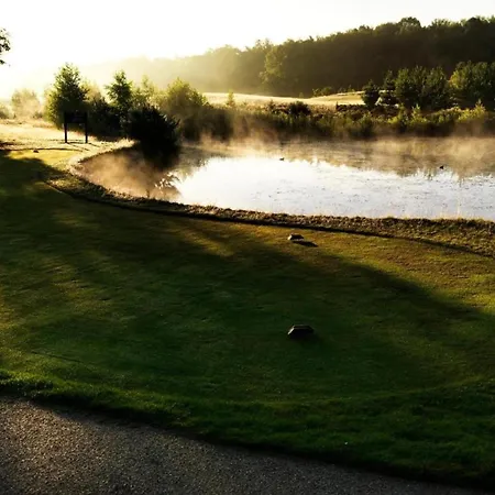 Dağ evi Tiny House In Brabant With Cozy Terrace *
