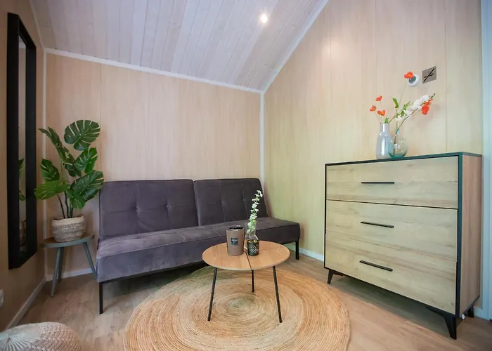 Domek alpejski Tiny House In Brabant With Cozy Terrace